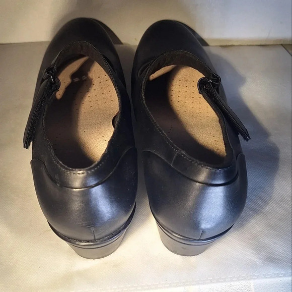 Clarks Collection Ultimate Comfort Emslie Lulin Pump Black Mary Jane Heel Sz 10 - Picture 6 of 8